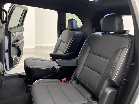 Used 2026 Buick Enclave Preferred FWD image 19