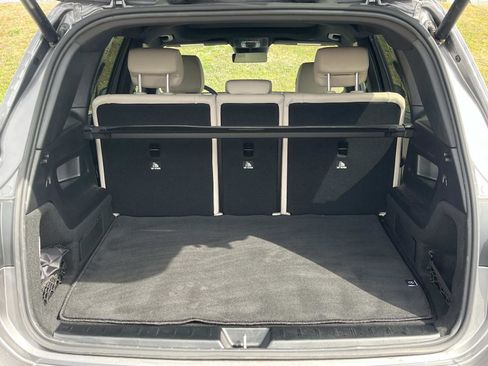 Certified 2025 Mercedes-Benz GLB 250 image 10