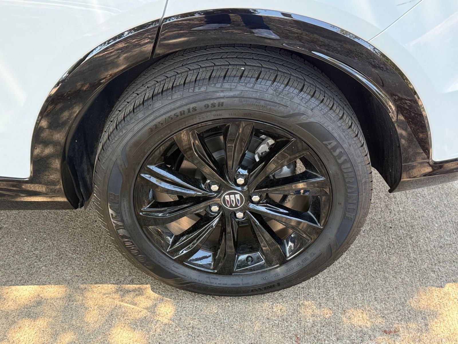 Used 2025 Buick Envista Sport Touring FWD image 29