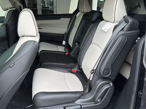 New 2026 Honda Odyssey Elite image 11