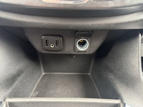 Used 2021 Chevrolet Traverse LT w/ LPO, Floor Liner Package AWD/4WD image 30
