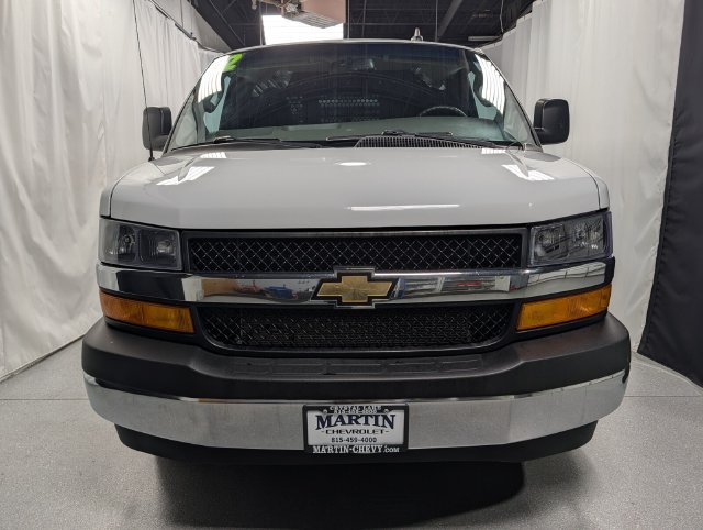 Used 2022 Chevrolet Express 2500 w/ Driver Convenience Package RWD image 8