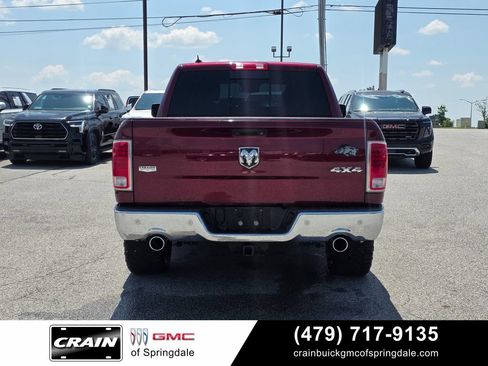 Used 2017 RAM 1500 Laramie w/ Convenience Group AWD/4WD image 6