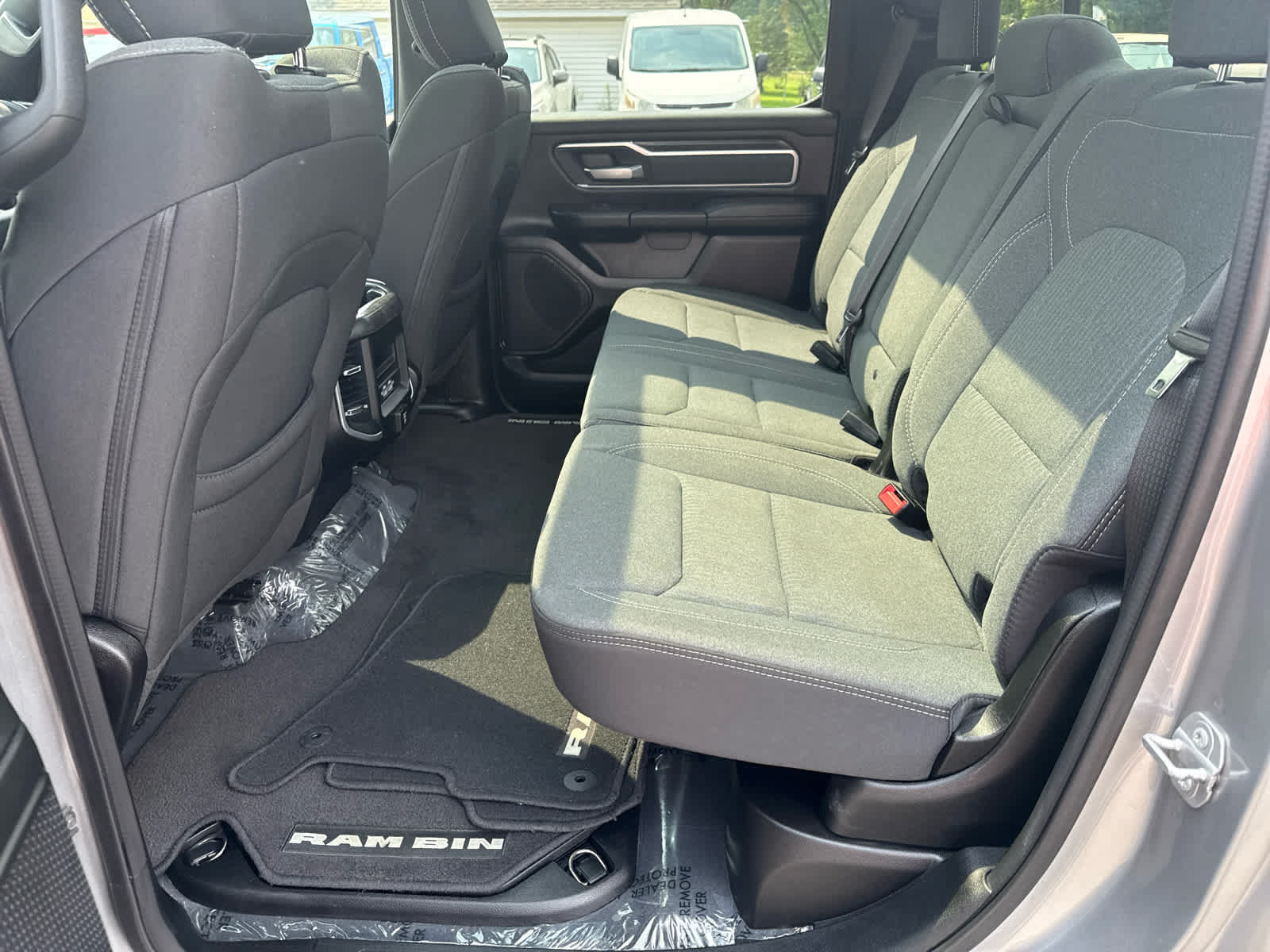 Used 2022 RAM 1500 Big Horn AWD/4WD image 13