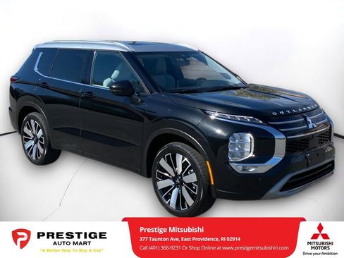 New 2025 Mitsubishi Outlander AWD image 1