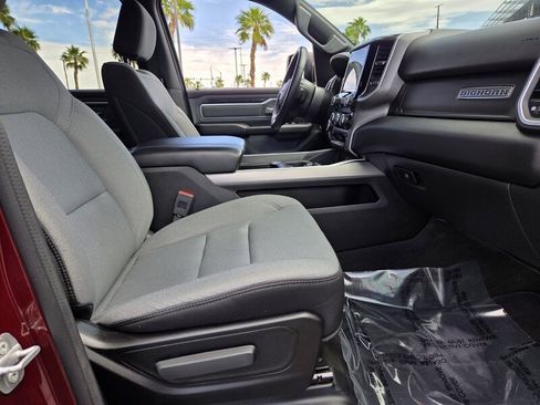 Used 2022 RAM 1500 Big Horn AWD/4WD image 19
