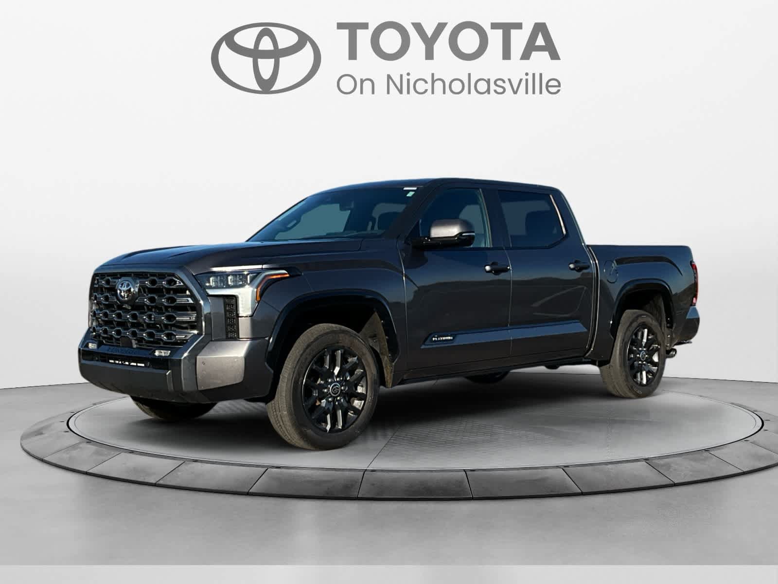 Used 2023 Toyota Tundra Platinum AWD/4WD image 1