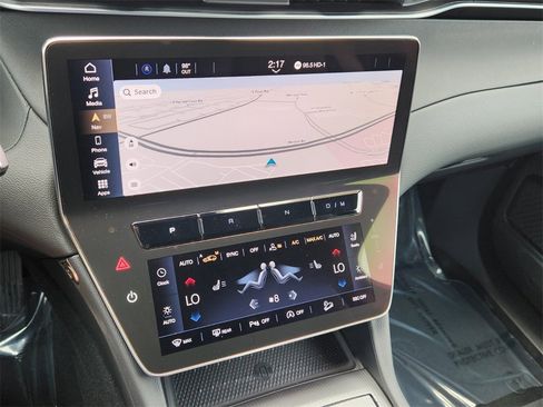 New 2024 Maserati Grecale GT image 9