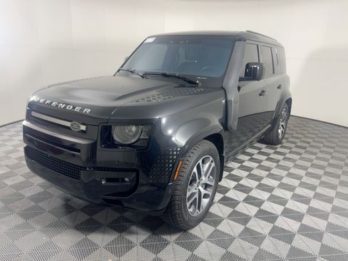 Used 2022 Land Rover Defender 110 XS Edition image 1