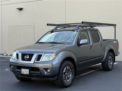 Used 2017 Nissan Frontier PRO-4X w/ Pro-4x Luxury Package AWD/4WD image 1
