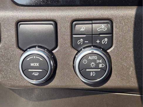 Used 2024 GMC Sierra 1500 SLT RWD image 21