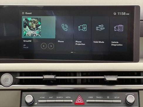 Used 2025 Hyundai Tucson SE image 19