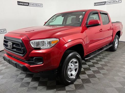 Used 2020 Toyota Tacoma SR AWD/4WD image 2