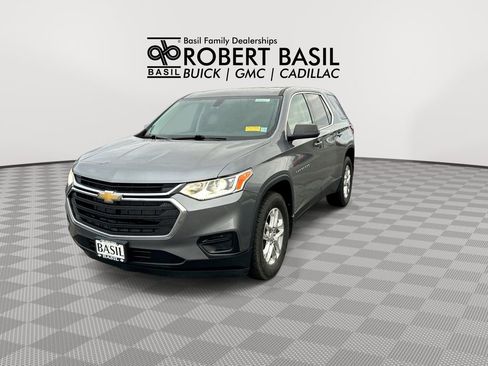 Used 2021 Chevrolet Traverse LS AWD/4WD image 4