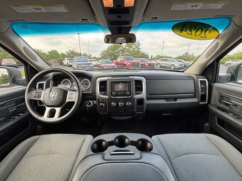 Used 2024 RAM 1500 Classic SLT AWD/4WD image 20