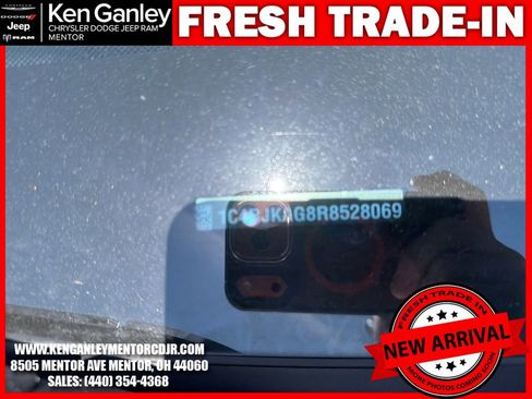 Used 2024 Jeep Grand Cherokee L Laredo AWD/4WD image 14