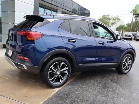 Used 2022 Buick Encore GX Essence FWD image 9