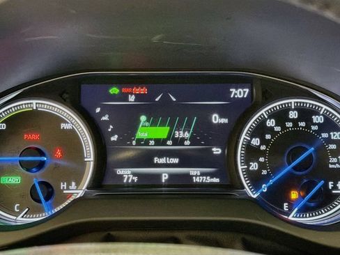 Used 2024 Toyota Venza XLE AWD/4WD image 10