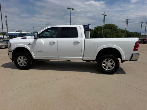 Used 2019 RAM 2500 Laramie w/ Cold Weather Group AWD/4WD image 9