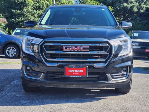 Used 2023 GMC Terrain AT4 AWD/4WD image 2