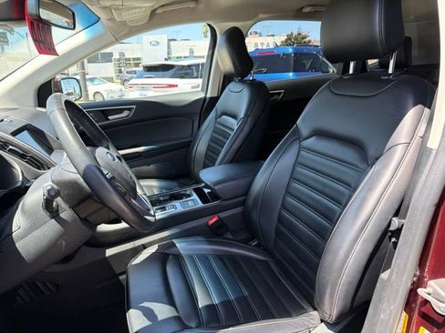 Used 2019 Ford Edge SEL w/ Equipment Group 201A FWD image 14