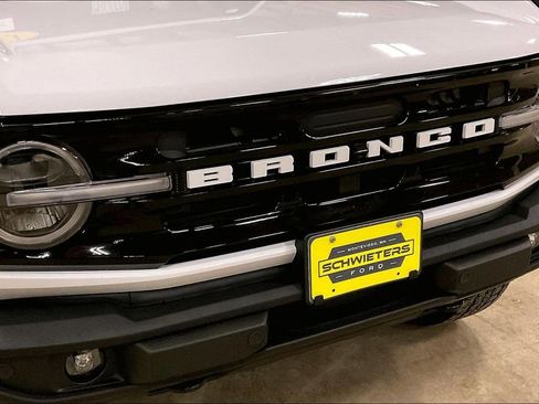 Certified 2023 Ford Bronco Outer Banks AWD/4WD image 28