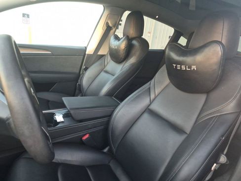 Used 2022 Tesla Model Y Long Range AWD/4WD image 6