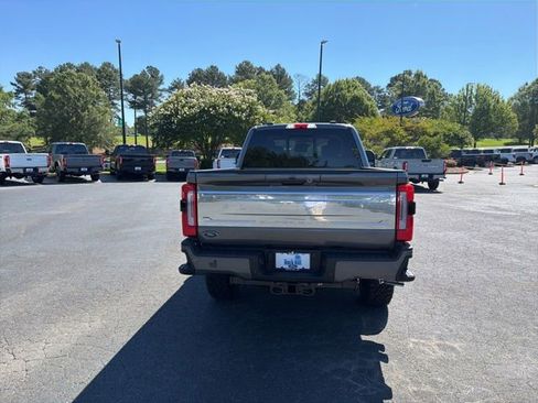New 2026 Ford F250 Platinum w/ Platinum Plus Package AWD/4WD image 19