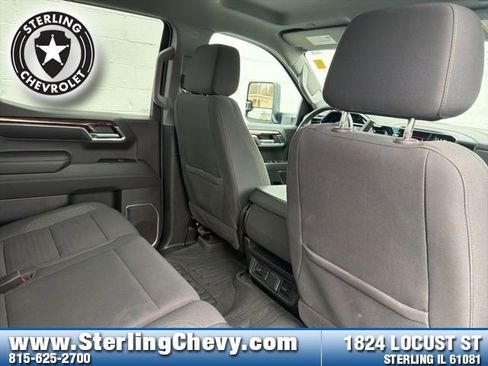Used 2023 GMC Sierra 1500 Elevation w/ LPO, Elevation Black Package AWD/4WD image 15