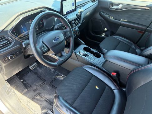 Used 2024 Ford Escape ST-Line AWD/4WD image 11