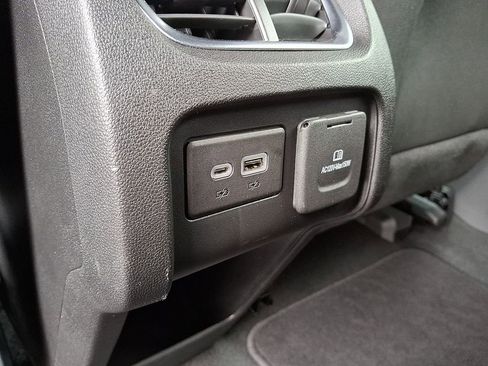 Used 2022 Chevrolet Blazer RS w/ Enhanced Convenience Package image 15