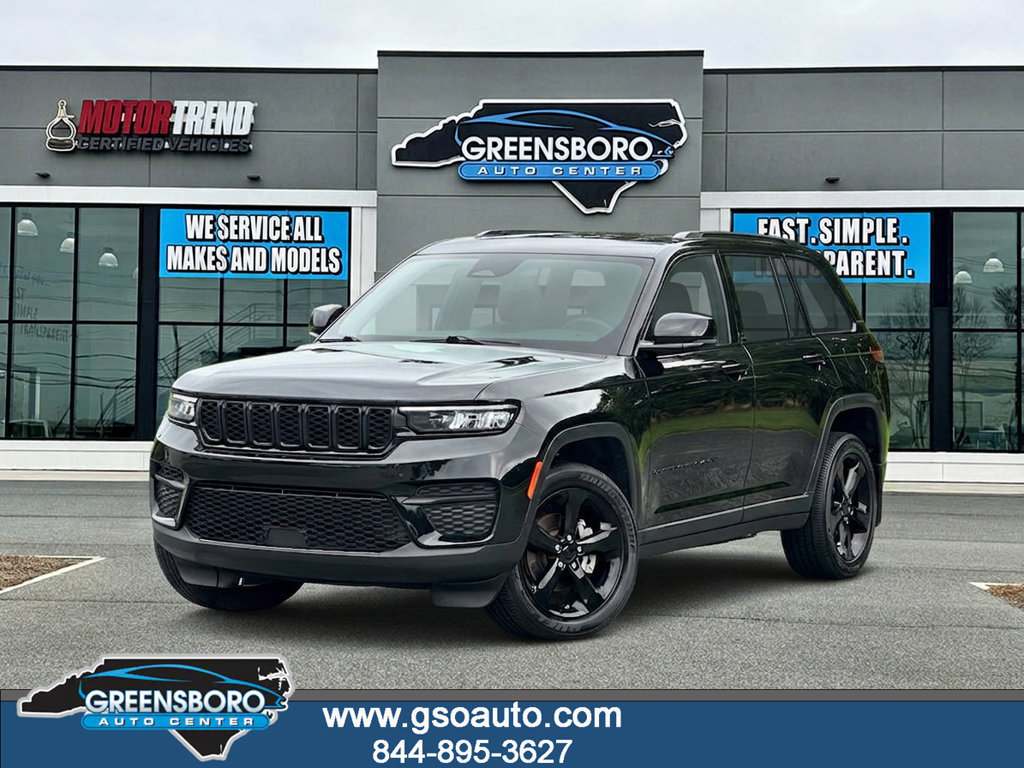 Used 2023 Jeep Grand Cherokee Altitude AWD/4WD image 1