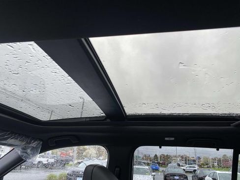 New 2026 Honda Pilot Black Edition image 9