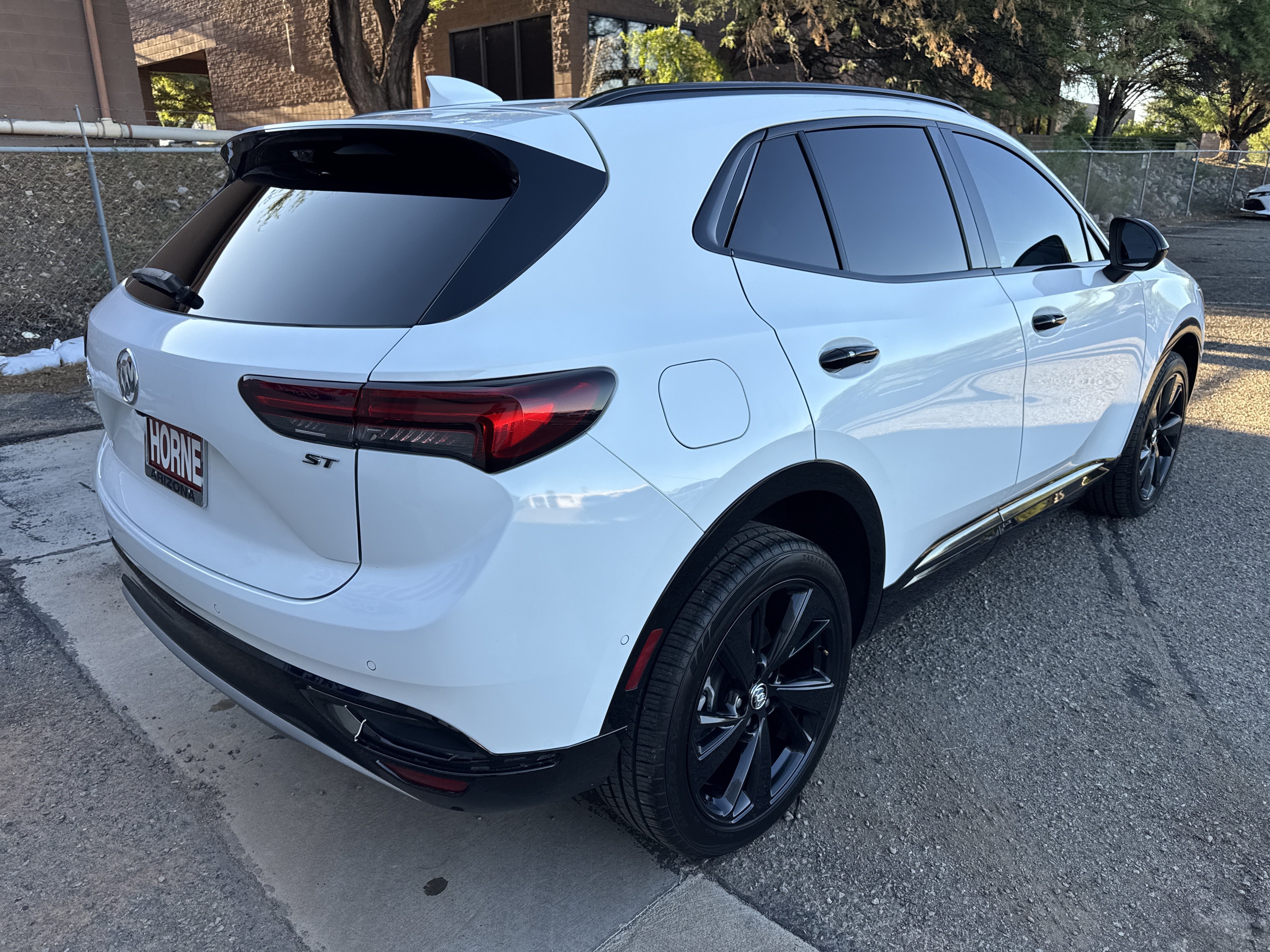 Used 2022 Buick Envision Essence w/ Technology Package II FWD image 7