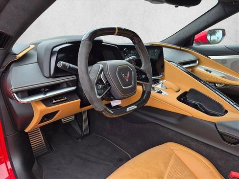 Used 2024 Chevrolet Corvette Z06 RWD image 11