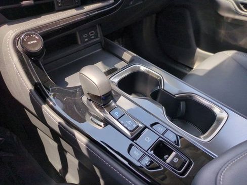 Used 2025 Lexus NX 350 AWD w/ Premium Package image 22