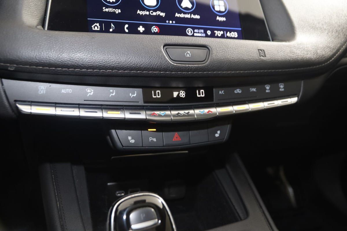 Used 2021 Cadillac XT4 Premium Luxury w/ LPO, Radiant Package AWD/4WD image 32
