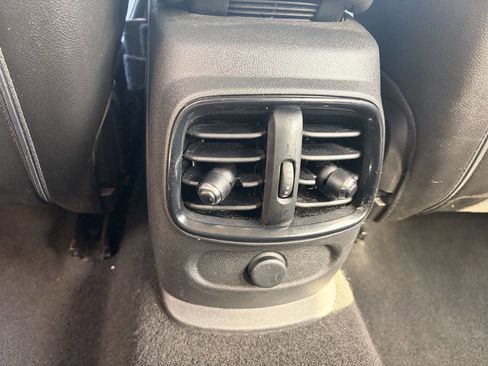 Used 2017 MINI Cooper Clubman ALL4 AWD/4WD image 19