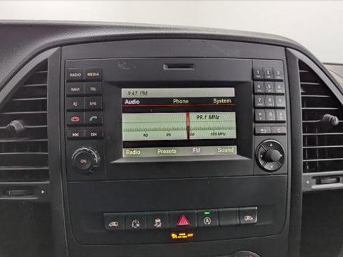 Used 2016 Mercedes-Benz Metris Passenger image 24