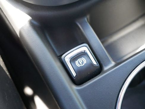 Used 2012 Buick Verano Leather FWD image 23