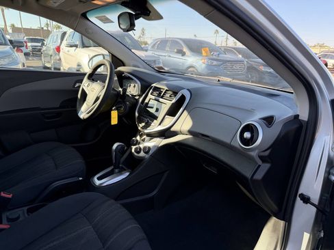 Used 2019 Chevrolet Sonic LT image 24