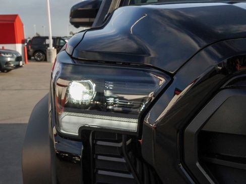 New 2025 Toyota Tacoma Trailhunter image 13