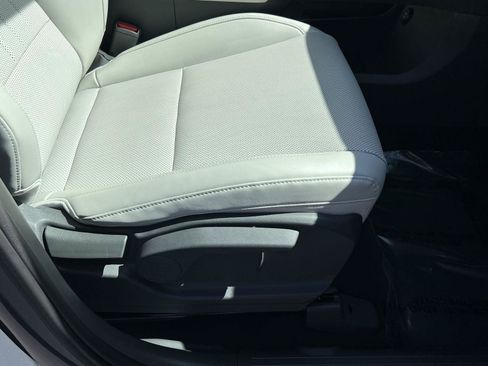 Used 2026 Hyundai Santa Fe SEL AWD/4WD image 18