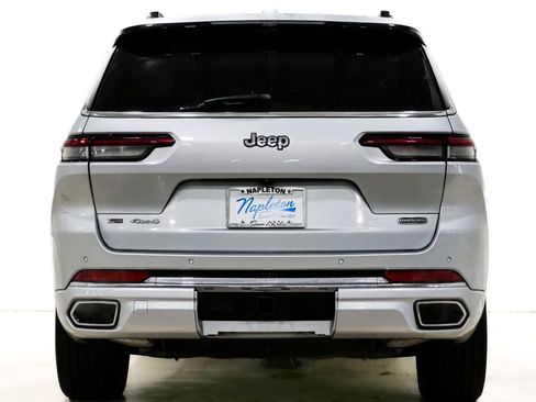 Used 2022 Jeep Grand Cherokee L Overland w/ Luxury Tech Group IV image 8