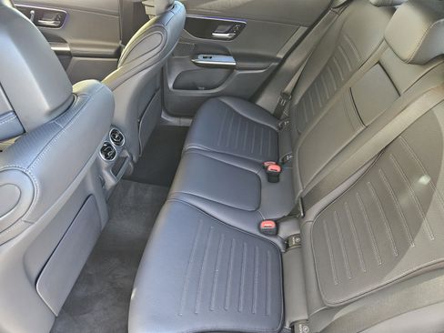 Certified 2025 Mercedes-Benz GLC 300 4MATIC image 30