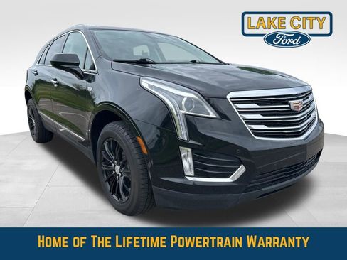 Used 2017 Cadillac XT5 Luxury w/ Driver Awareness Package AWD/4WD image 9