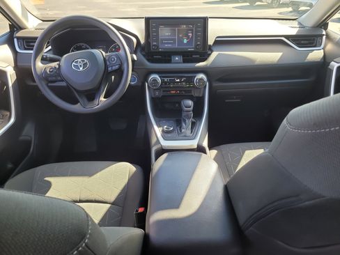 Used 2022 Toyota RAV4 XLE image 15