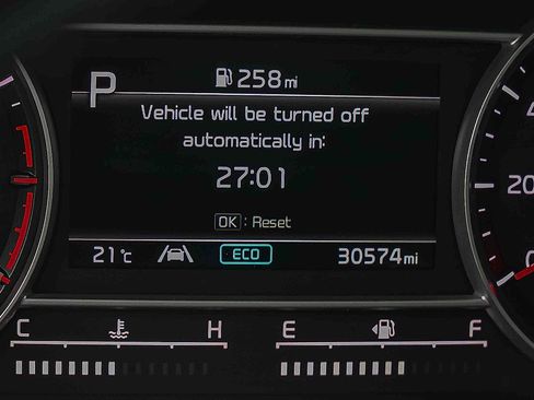 Certified 2023 Kia Sorento S w/ Panoramic Sunroof Package AWD/4WD image 8