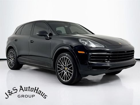 Used 2021 Porsche Cayenne AWD/4WD image 1