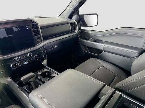 Used 2025 Ford F150 XLT w/ Equipment Group 301A Standard RWD image 21